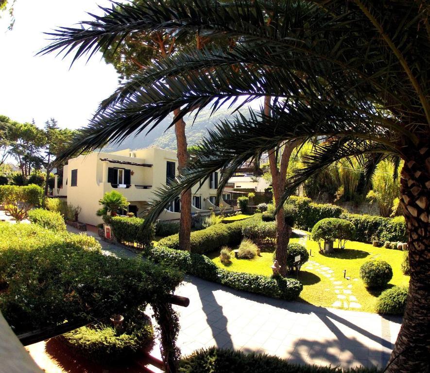 Park Hotel Terme Michelangelo Lacco Ameno  Zimmer foto